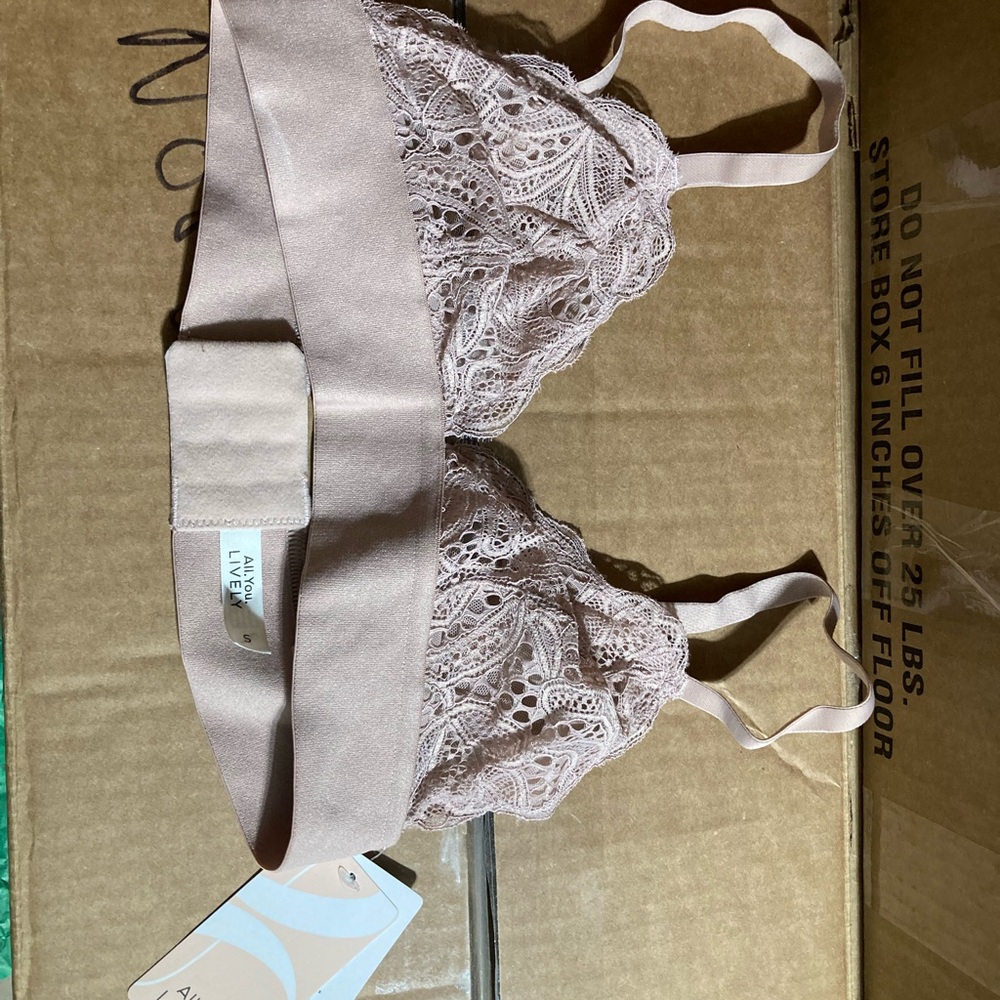 NWT Target Pink Lace Bra Intimates & Sleepwear